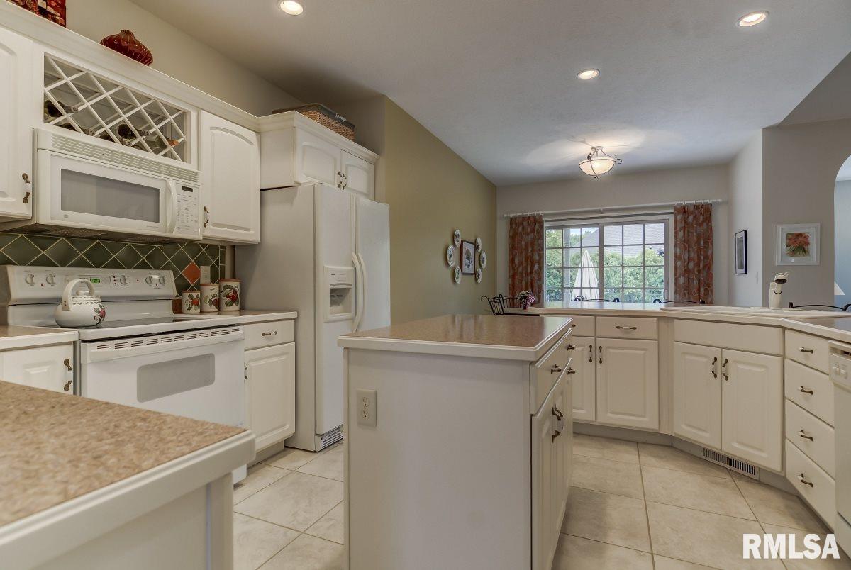 2031 West Laurel Street Springfield, IL 62704 - Photo 10 of 36 Gallery Image 10