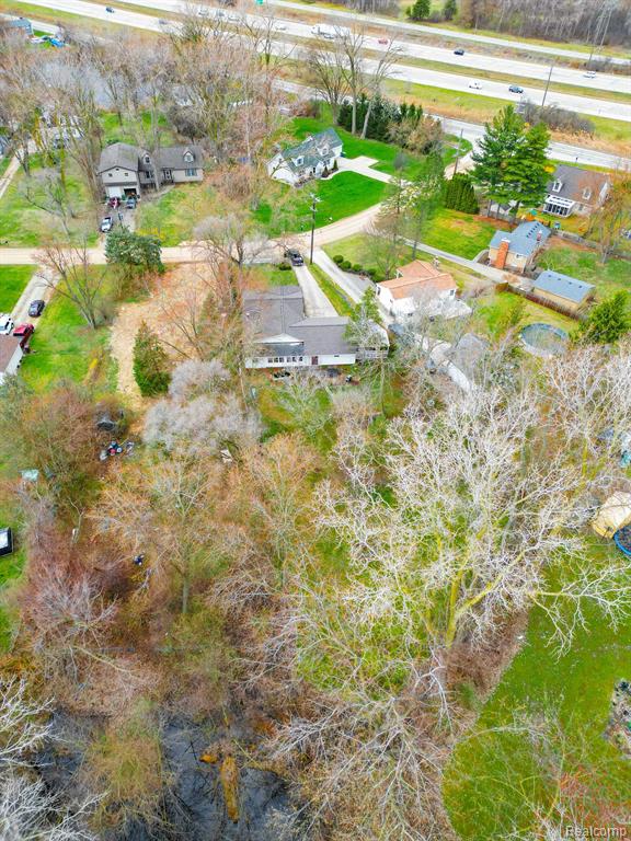 40179 Alden Road Belleville, MI 48111 - Photo 3 of 26