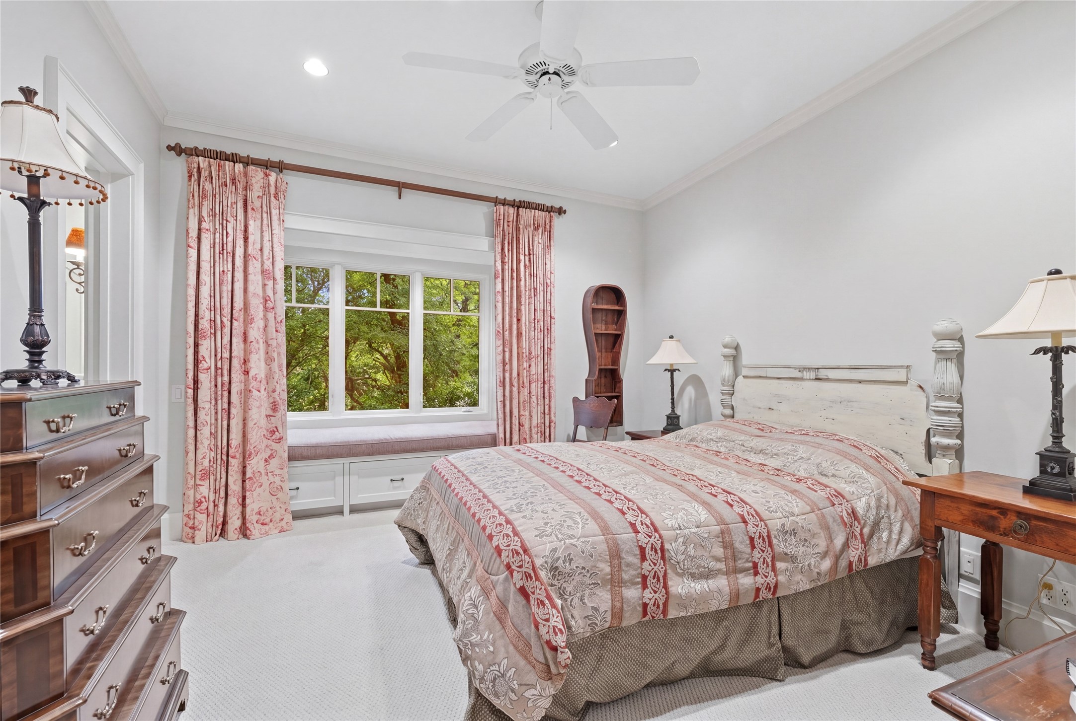4625 Rockcliff Road Austin, TX 78746 - Photo 22 of 34 Gallery Image 22