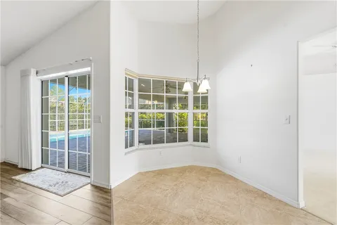 $575,000 | 445 45th Avenue, Vero Beach, FL 32968