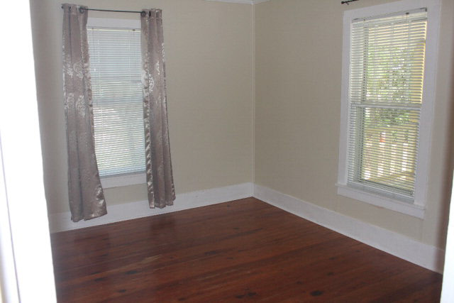 213 West Myrtle Avenue Foley, AL 36535 - Photo 7 of 12