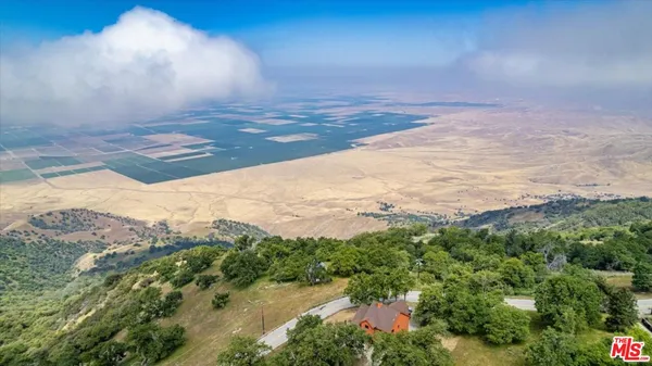 $500,000 | 28081 Deertrail Drive, Tehachapi, CA 93561