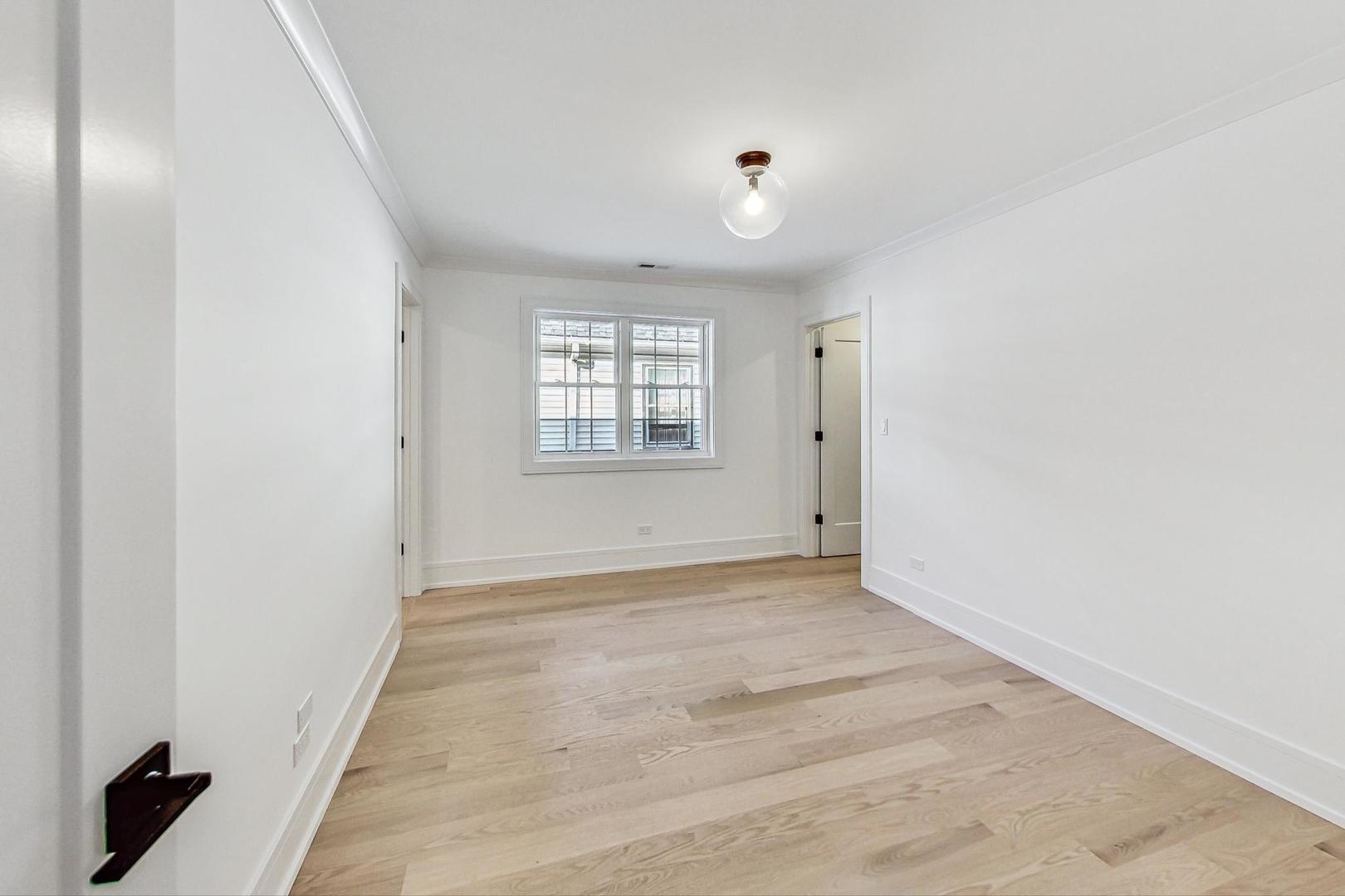 1619 West Byron Street Chicago, IL 60613 - Photo 24 of 42