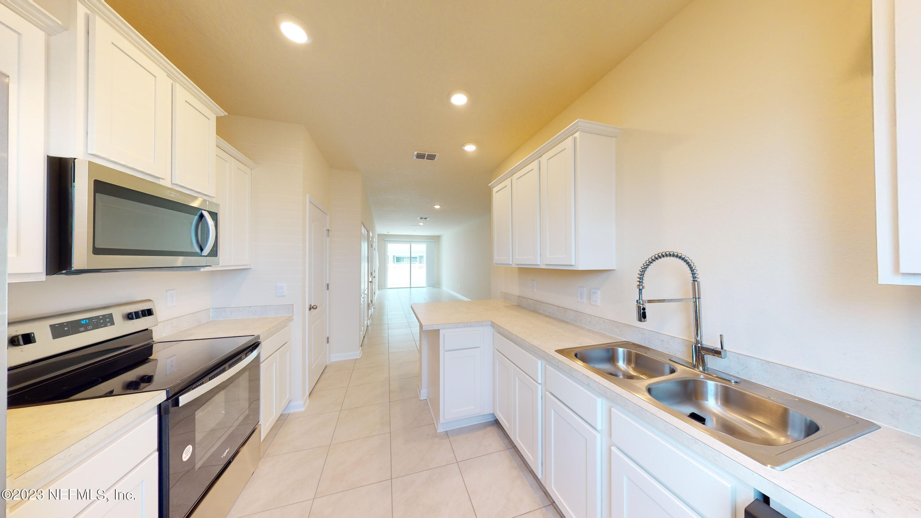 4072 Oak Mill Road Orange Park, FL 32065 - Photo 5 of 18 4072-Oak-Mill-Rd-Orange-Park-FL-32065-07