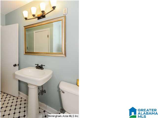 539 Rutherford Circle Birmingham, AL 35206 - Photo 24 of 29