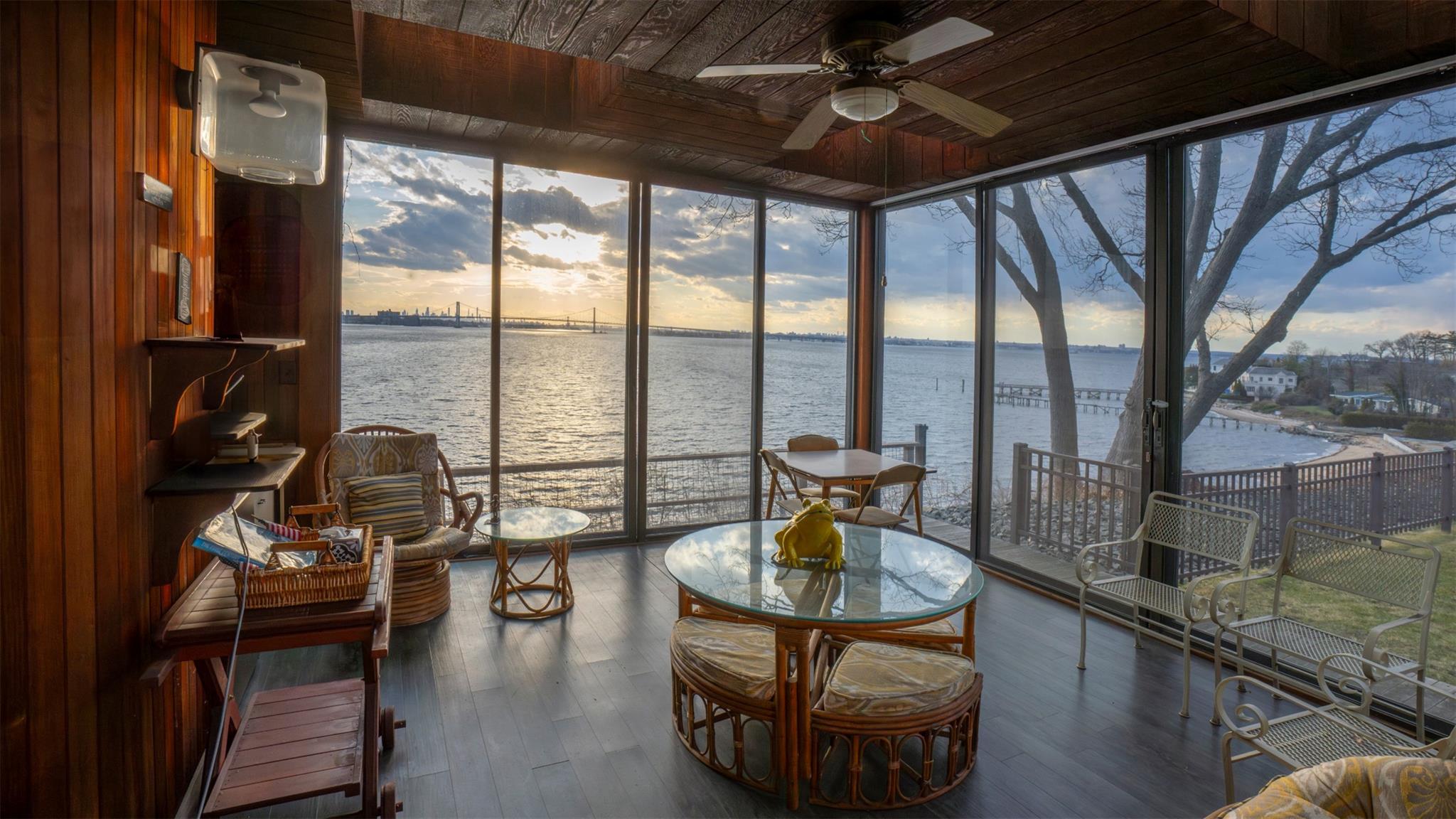 20 Martin Court Great Neck, NY 11024 - Photo 21 of 26