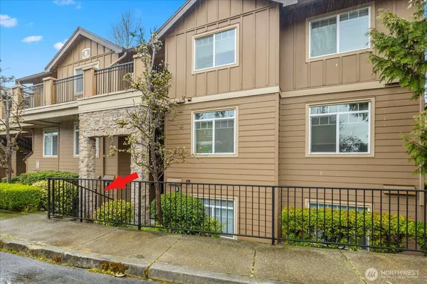 $385,000 | 18930 Bothell Everett Highway, Unit B103, Bothell, WA 98012