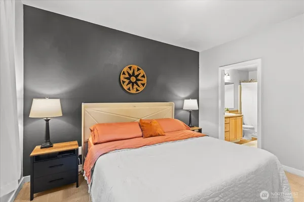 $385,000 | 18930 Bothell Everett Highway, Unit B103, Bothell, WA 98012
