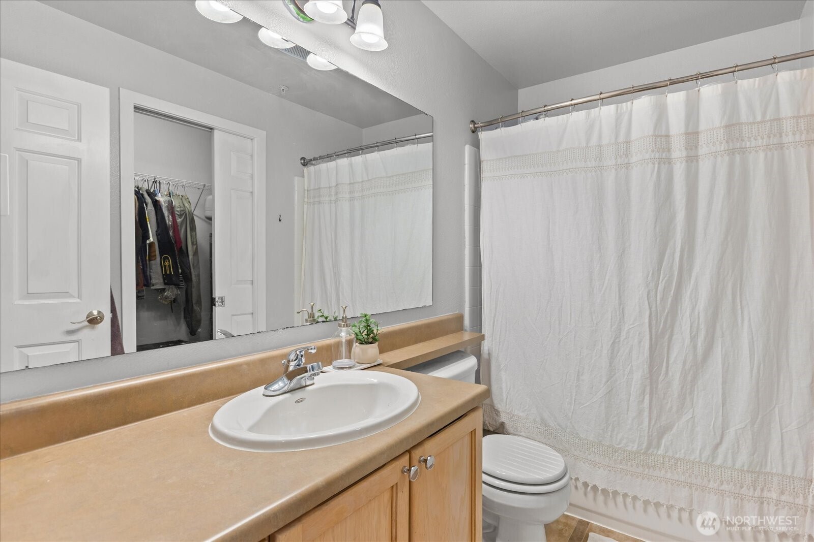 18930 Bothell Everett Highway, Unit B103 Bothell, WA 98012 - Photo 10 of 23