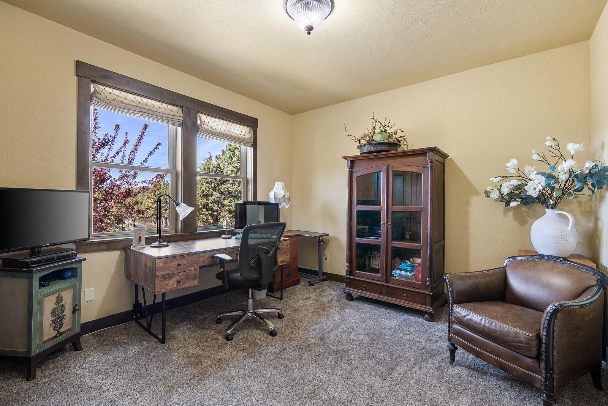68050 Fryrear Road Sisters, OR 97759 - Photo 25 of 56 25-web-or-mls-_DSC5300