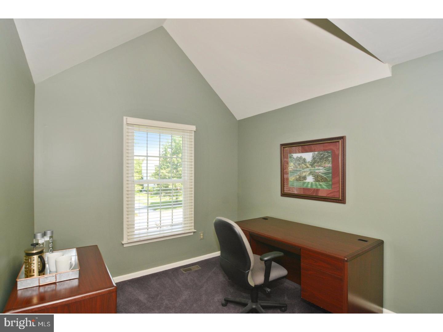 2268 Warner Road Lansdale, PA 19446 - Photo 14 of 25 Master Bedroom
