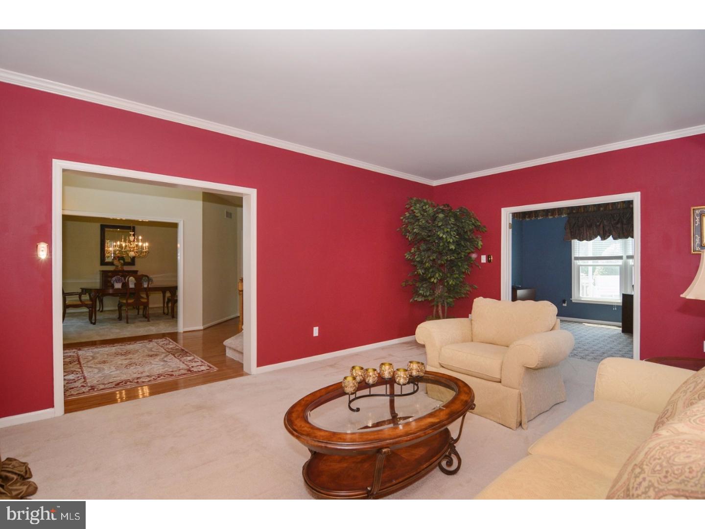 2268 Warner Road Lansdale, PA 19446 - Photo 3 of 25 Living Room