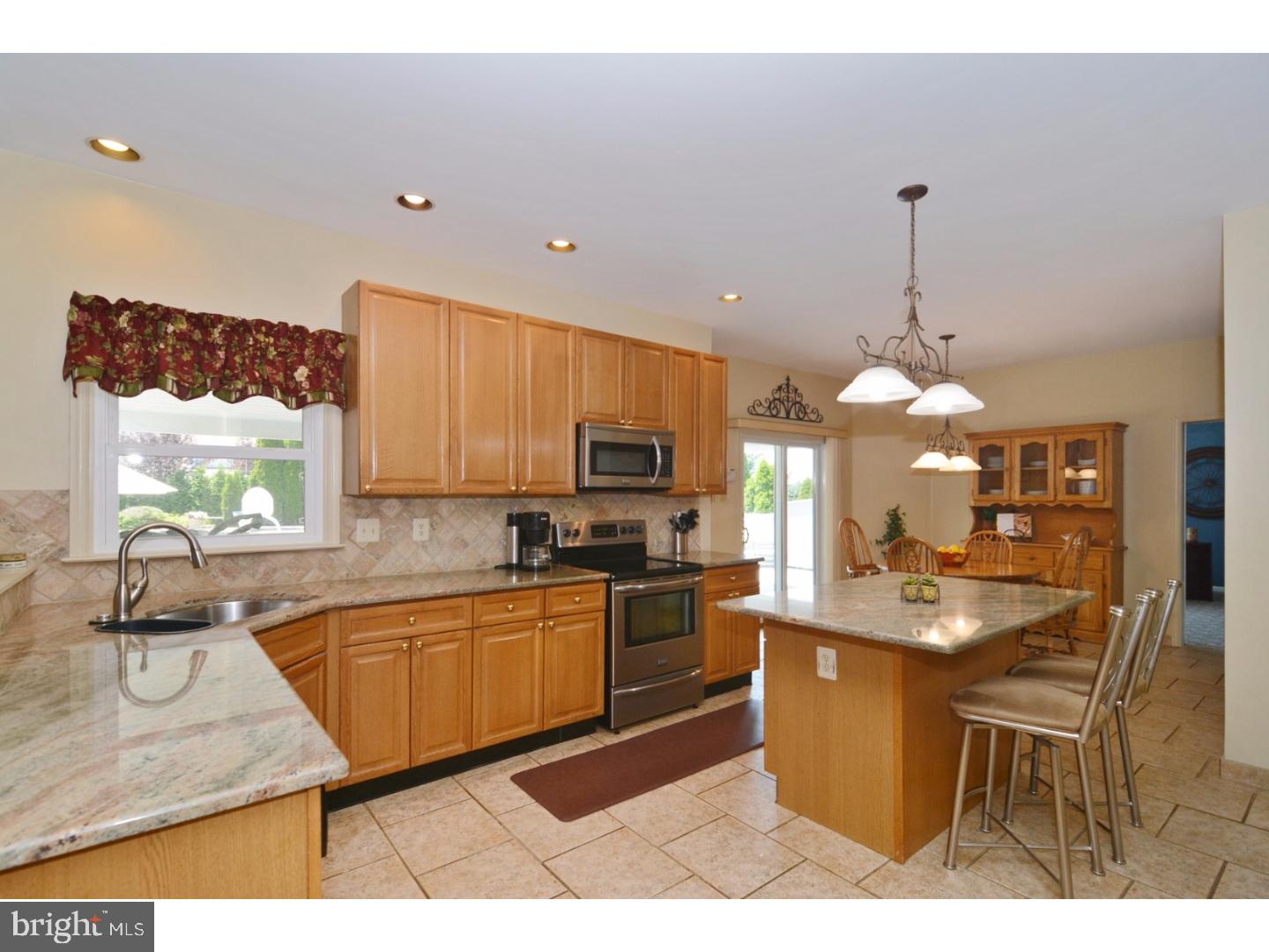 2268 Warner Road Lansdale, PA 19446 - Photo 4 of 25 Kitchen