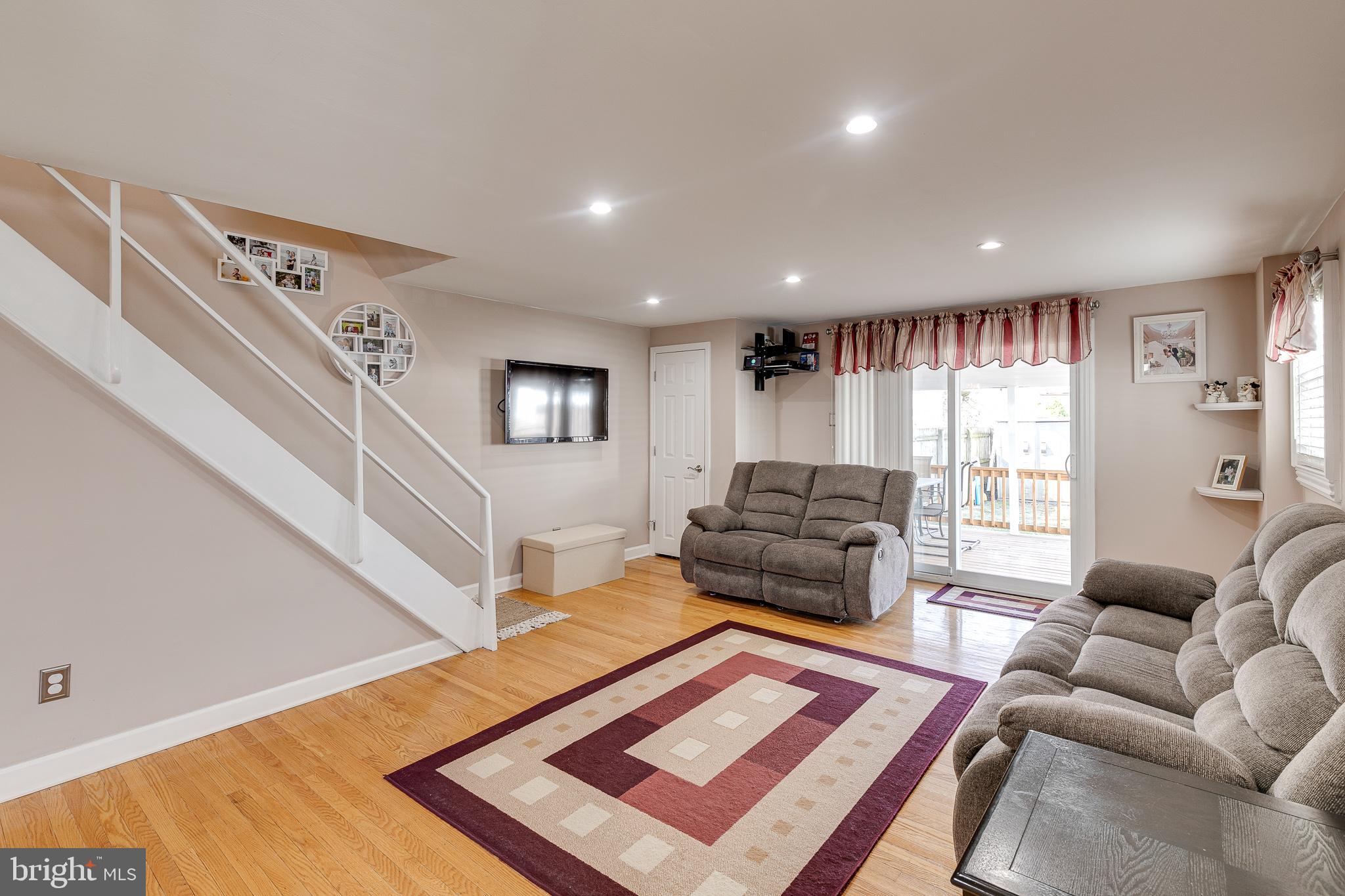 2840 Shipley Road Philadelphia, PA 19152 - Photo 3 of 38 Gallery Image 3