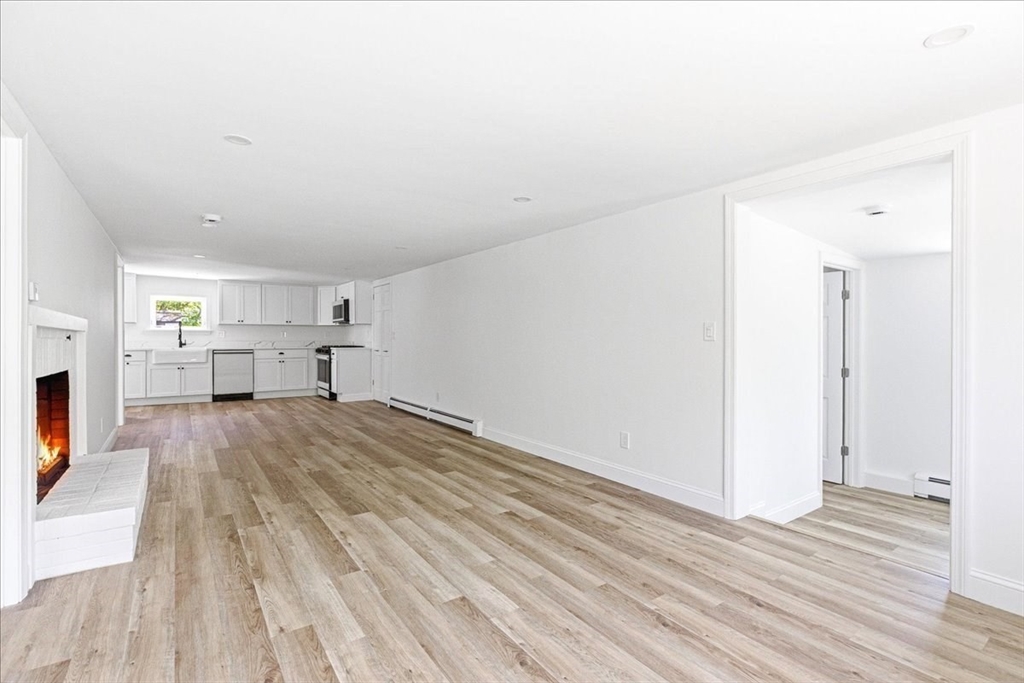64 Rose Point Avenue Wareham, MA 02576 - Photo 18 of 37