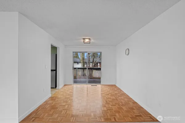 $3,800 | 4003 229th Place Southwest, Mountlake Terrace, WA 98043