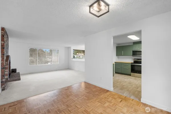 $3,800 | 4003 229th Place Southwest, Mountlake Terrace, WA 98043