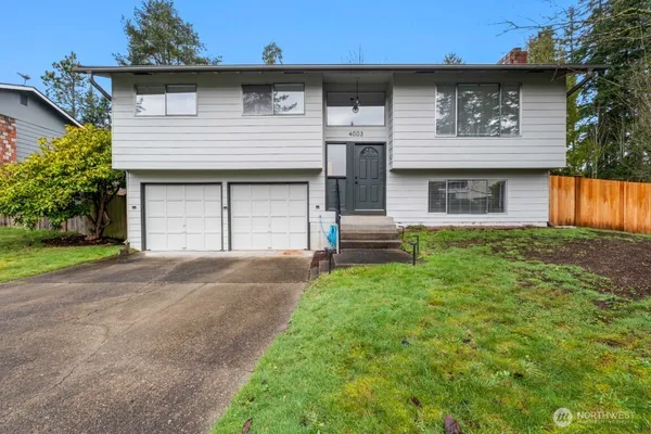 $3,800 | 4003 229th Place Southwest, Mountlake Terrace, WA 98043