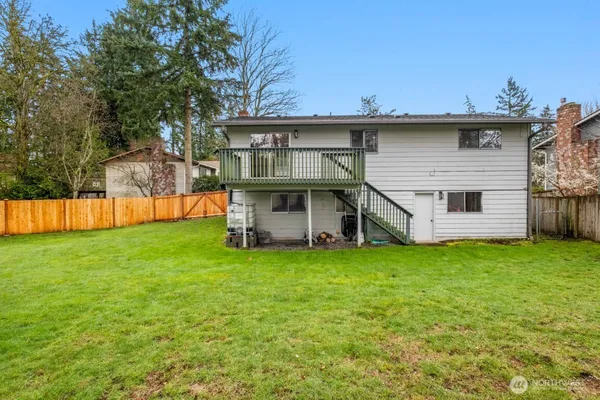 $3,800 | 4003 229th Place Southwest, Mountlake Terrace, WA 98043