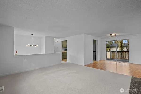 $3,800 | 4003 229th Place Southwest, Mountlake Terrace, WA 98043