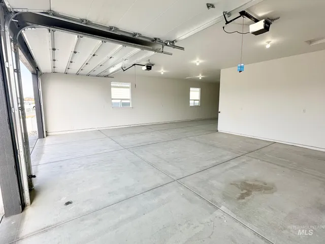 $594,900 | 820 Salmon Drive, Heyburn, ID 83336