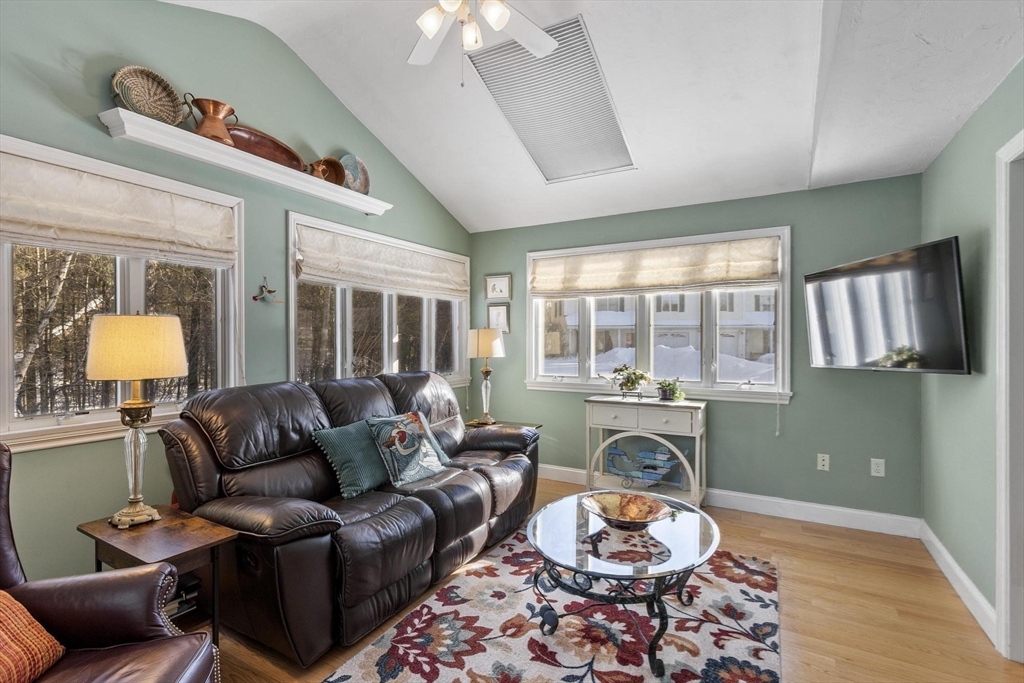 216 Rangeway Road, Unit 164 Billerica, MA 01862 - Photo 18 of 42