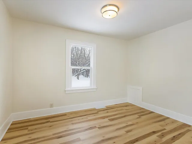 $1,900 | 7643 Rogers Street, Machesney Park, IL 61115