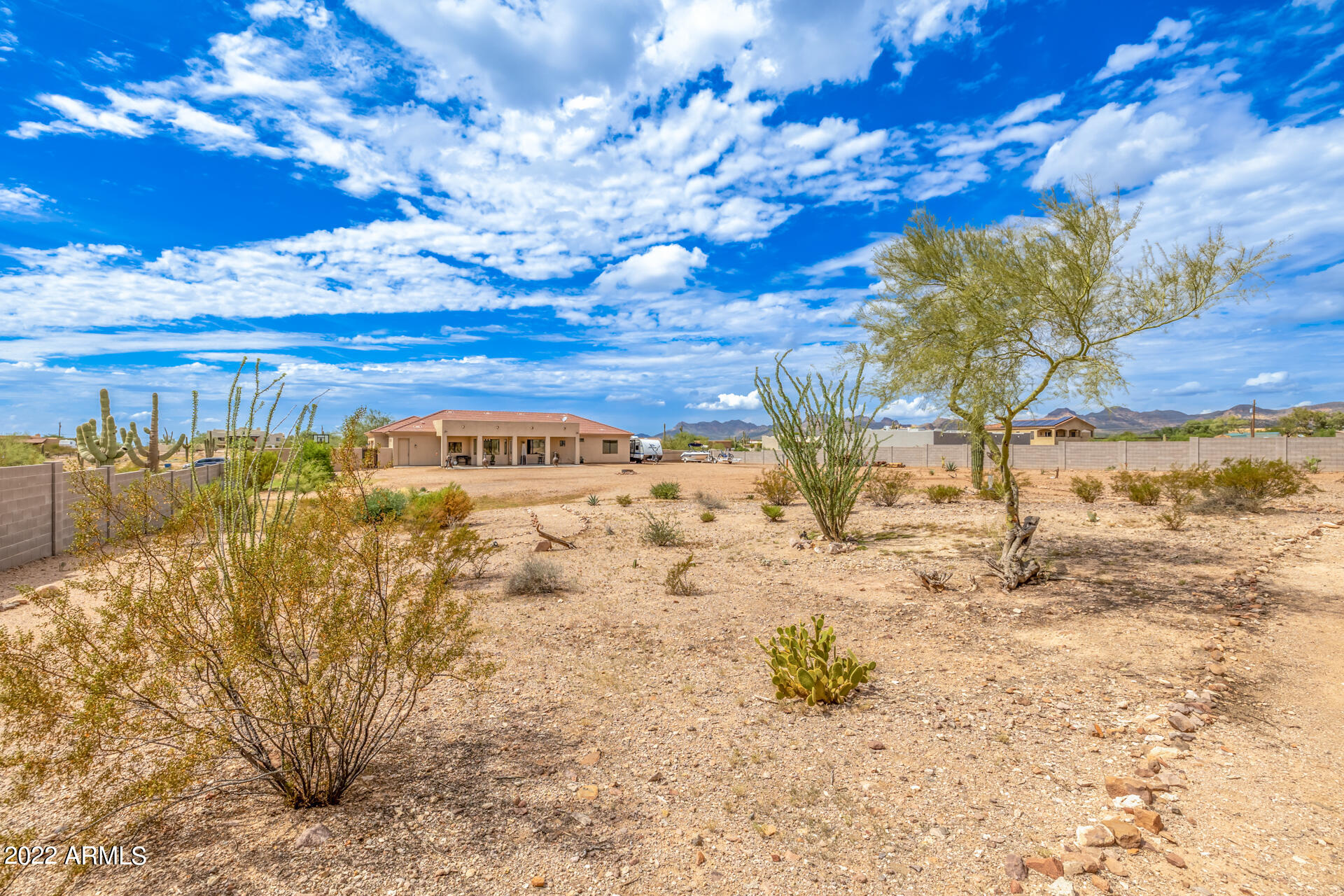 1879 North Hilton Road Apache Junction, AZ 85119 - Photo 72 of 89 65 - Hilton