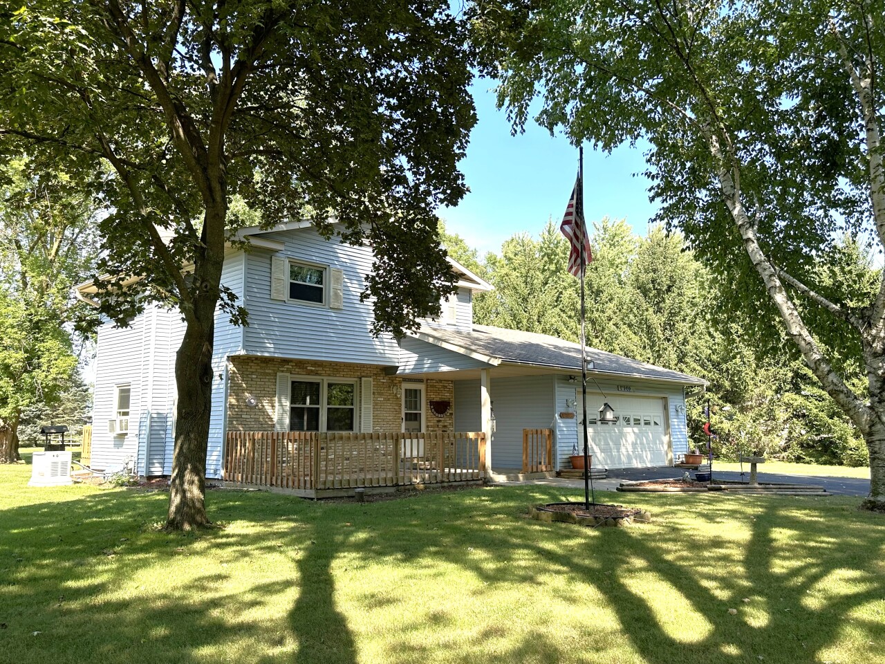 W240 Lake Park Circle Road Concord, WI 53066 - Photo 1 of 1 Main