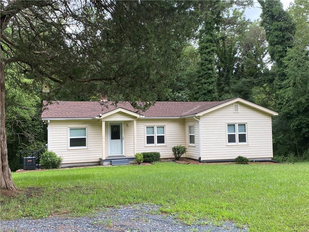213 Rockett Road Randleman, NC 27317 - Photo 2 of 17 Gallery Image 2