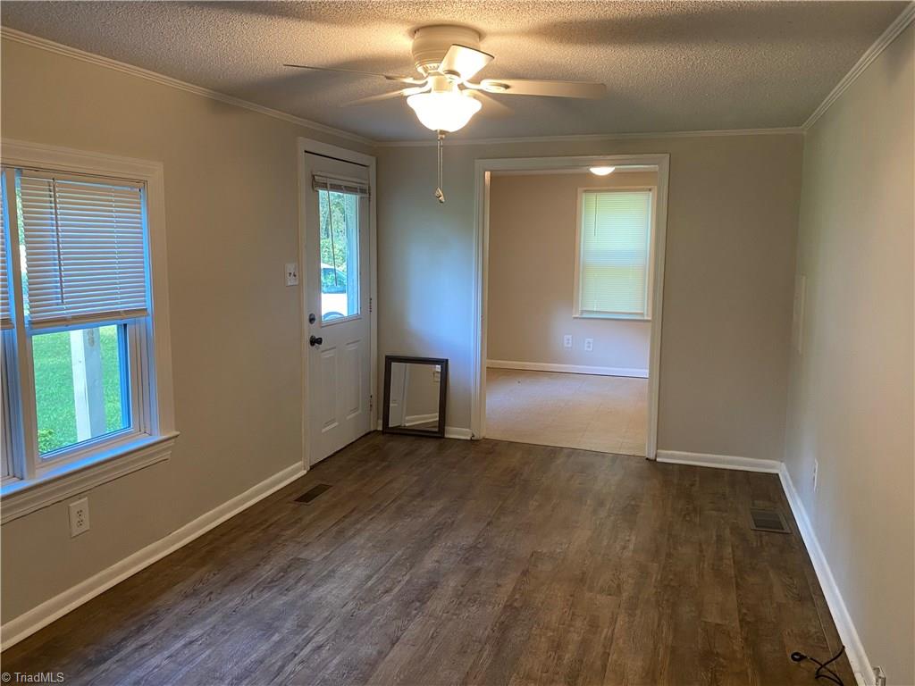 213 Rockett Road Randleman, NC 27317 - Photo 8 of 17 Living Room