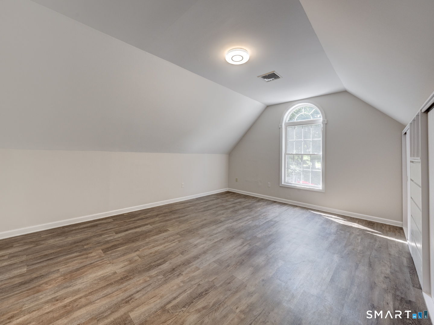 1556 Storrs Road Mansfield, CT 06268 - Photo 28 of 39