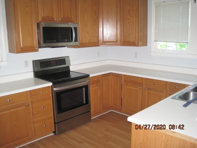 206 West Poplar Ridge Drive Duncan, SC 29334 - Photo 3 of 11