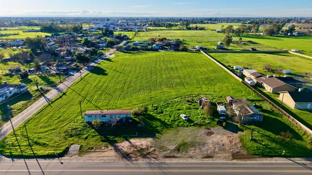 a view of a lake view