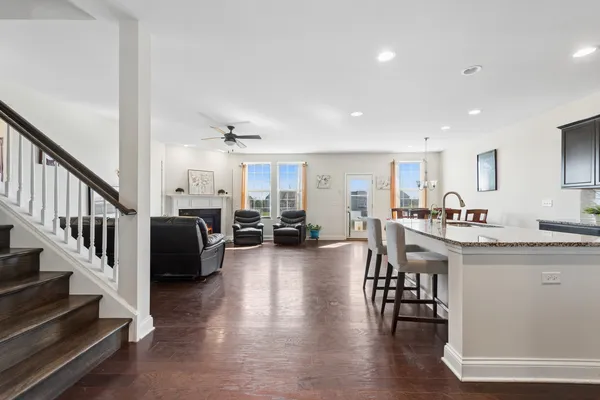 $710,000 | 24 Beverly Lane, Hawthorn Woods, IL 60047