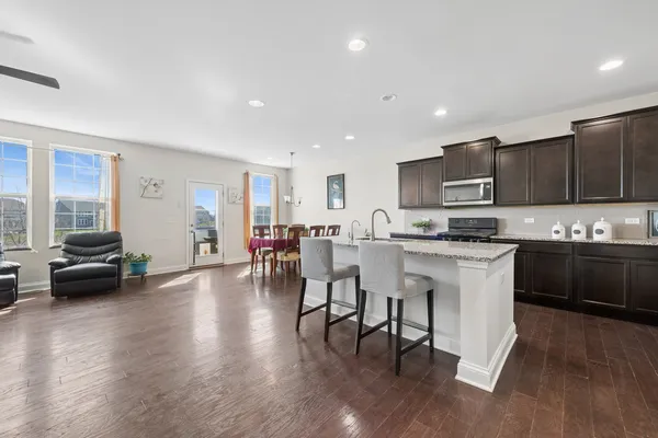 $710,000 | 24 Beverly Lane, Hawthorn Woods, IL 60047