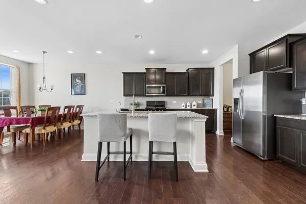 $710,000 | 24 Beverly Lane, Hawthorn Woods, IL 60047