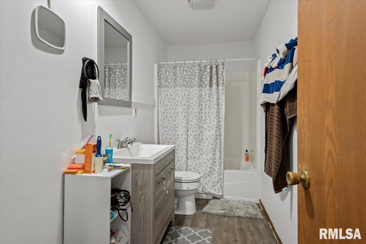 2120 South 13th Street Springfield, IL 62703 - Photo 13 of 26