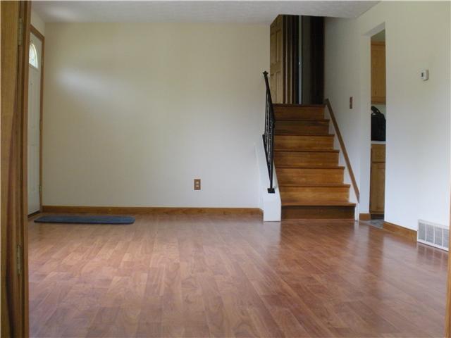 4473 Charlotte Road Columbus, OH 43207 - Photo 5 of 11