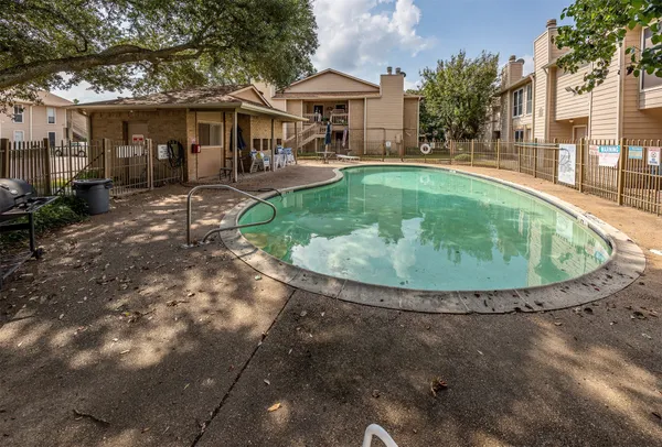 $67,000 | 1505 Ward Road, Unit 128, Baytown, TX 77520