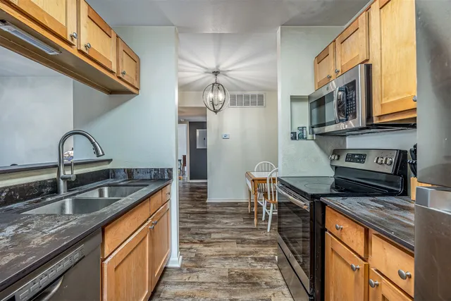 $69,000 | 1505 Ward Road, Unit 128, Baytown, TX 77520