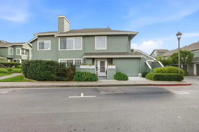 $749,000 | 1301 Danberry Lane, Daly City, CA 94014