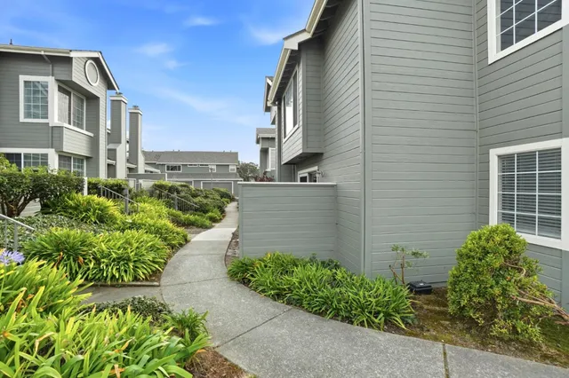 $749,000 | 1301 Danberry Lane, Daly City, CA 94014