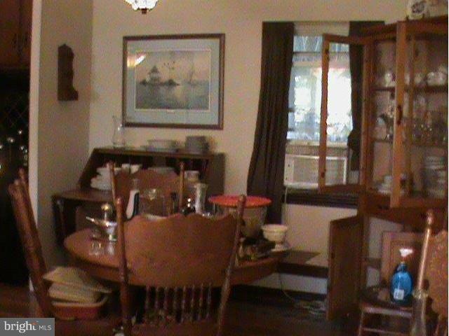 6021 Bayview Road St. Leonard, MD 20685 - Photo 7 of 16 Interior (General)