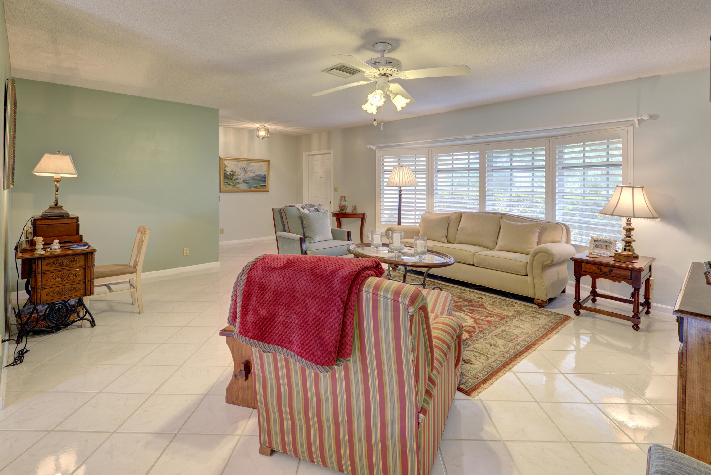 960 Southwest 15th Street Boca Raton, FL 33486 - Photo 4 of 30 DSC_7986