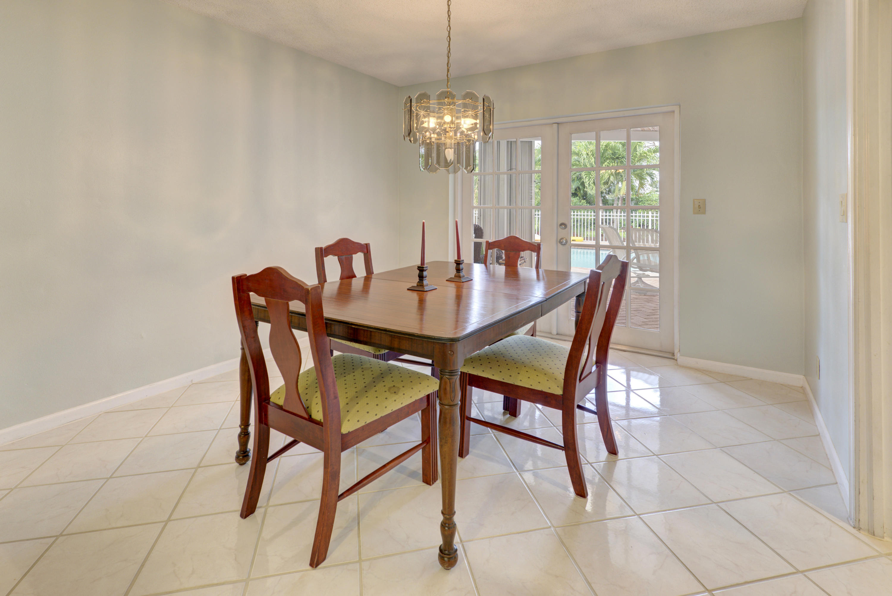 960 Southwest 15th Street Boca Raton, FL 33486 - Photo 8 of 30 DSC_8054