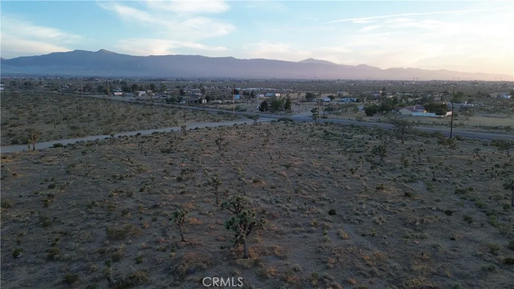 3098 La Mesa Road Phelan, CA 92371 - Photo 7 of 10