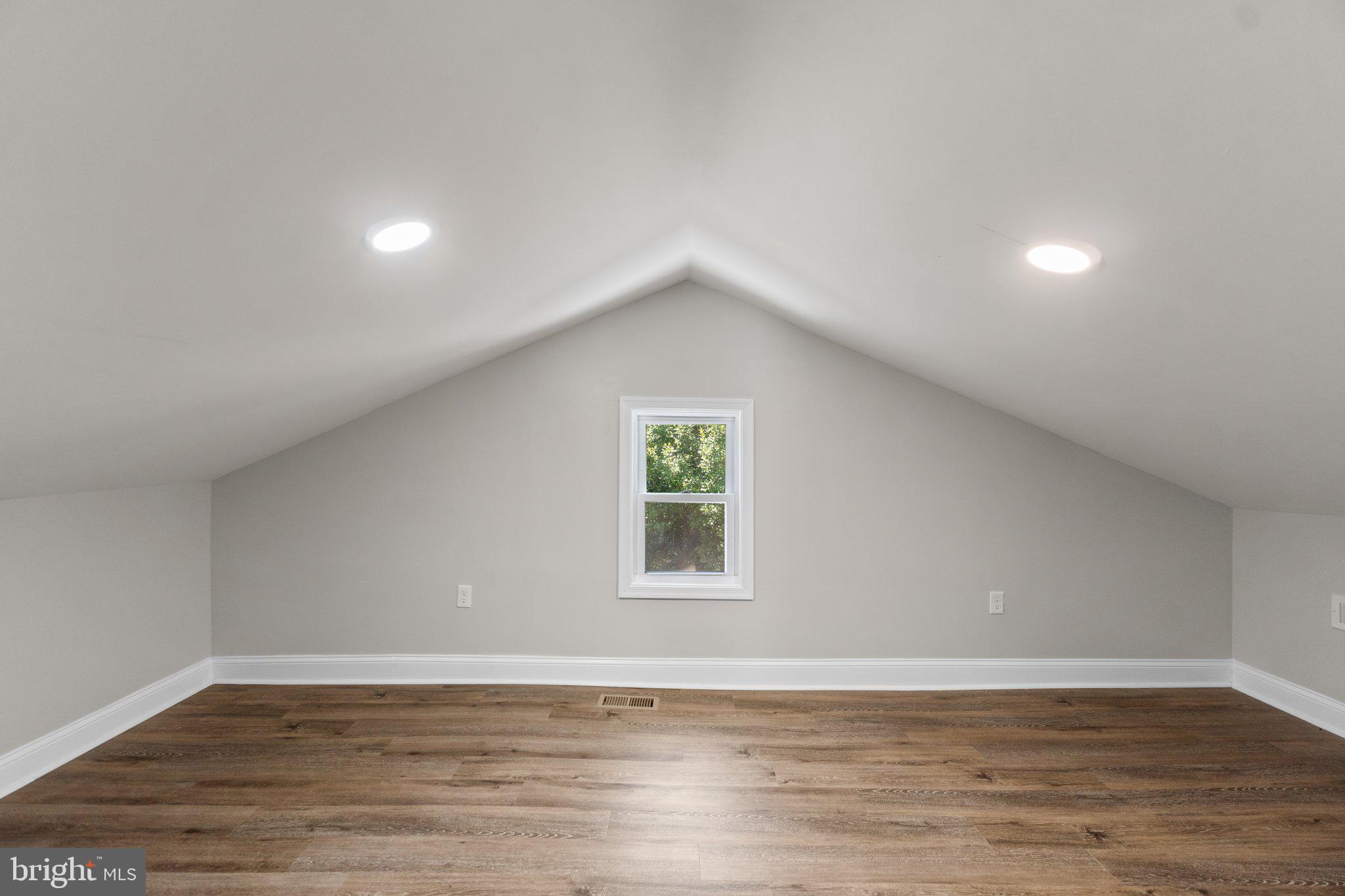 3815 Ridgecroft Road Baltimore, MD 21206 - Photo 20 of 29 Bedroom 4 on upstairs level