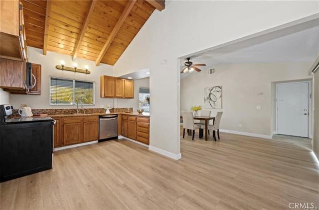 13429 Rancherias Road Apple Valley, CA 92308 - Photo 7 of 27