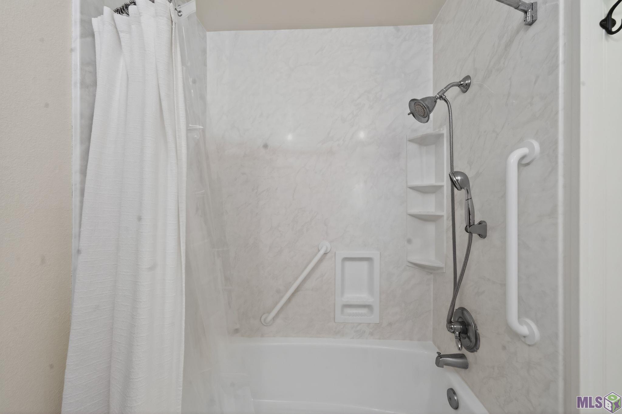 10656 Cal Road Baton Rouge, LA 70809 - Photo 10 of 18 Gallery Image 10